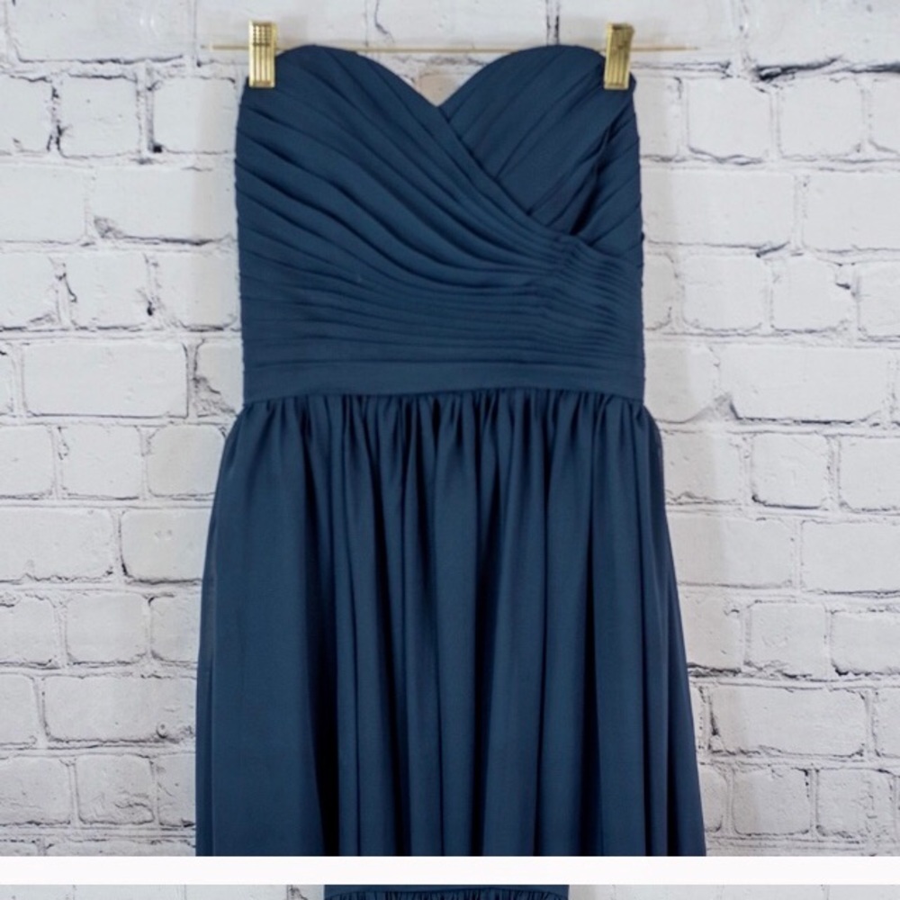 JJ’s House navy strapless gown